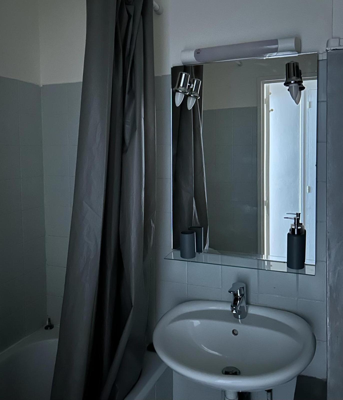 Luxury Appartement Batignole Parijs Buitenkant foto